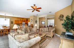 Pool Home in Golf Community Next to Disney World